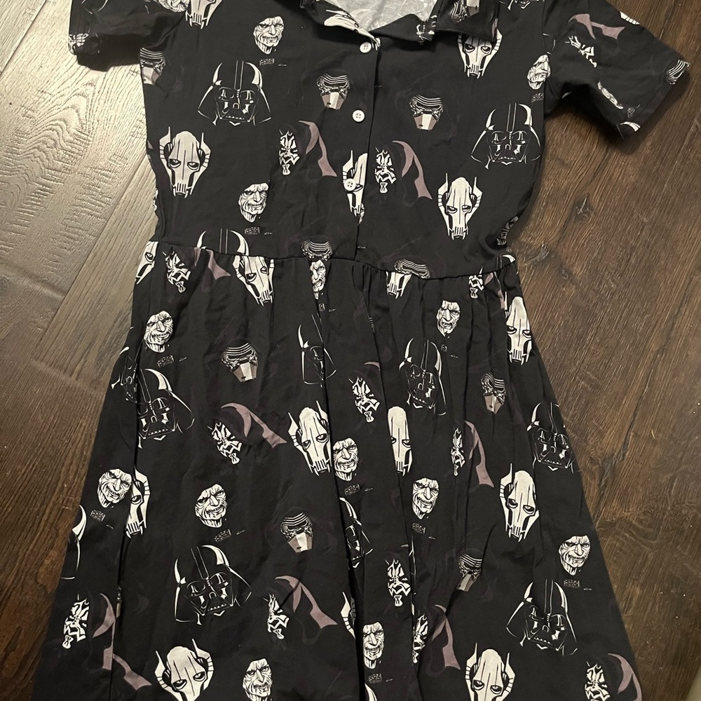Cakeworthy Star Wars Dress-size Medium